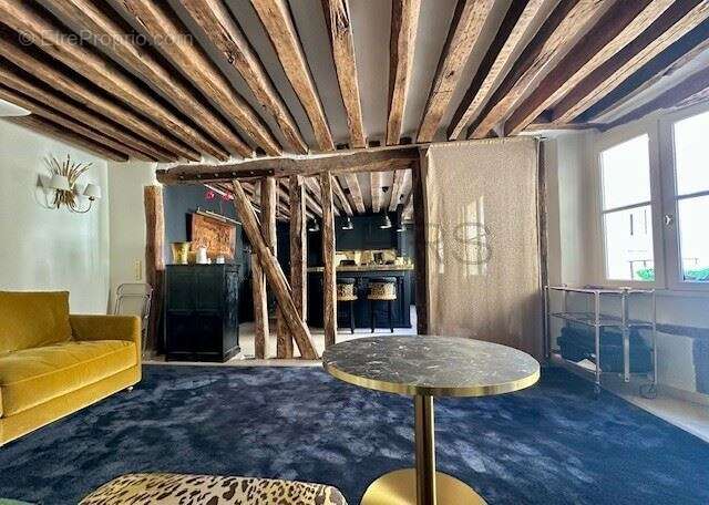 Appartement à PARIS-6E