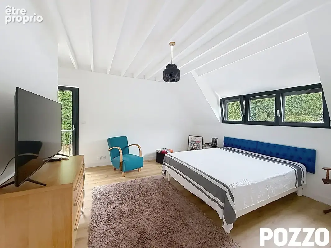 JULLOUVILLE  à 4 mn des plages maison de 155 m² avec piscine couverte et dépendance - photo 11