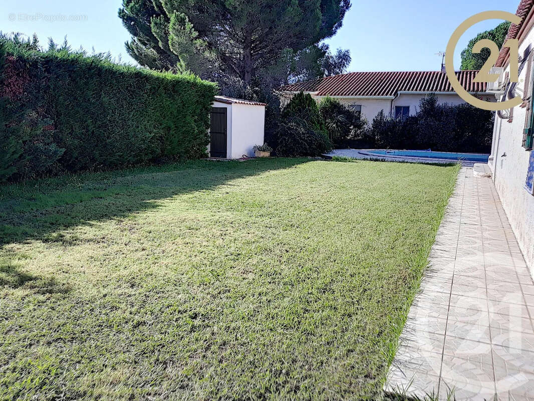 Maison 222 m² à Ortaffa  - photo 8