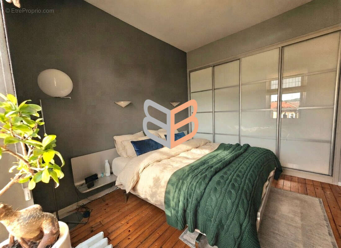 Maison 125 m² à Mont-Saint-Martin  - photo 2