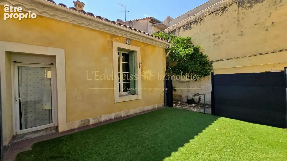 Maison à NIMES