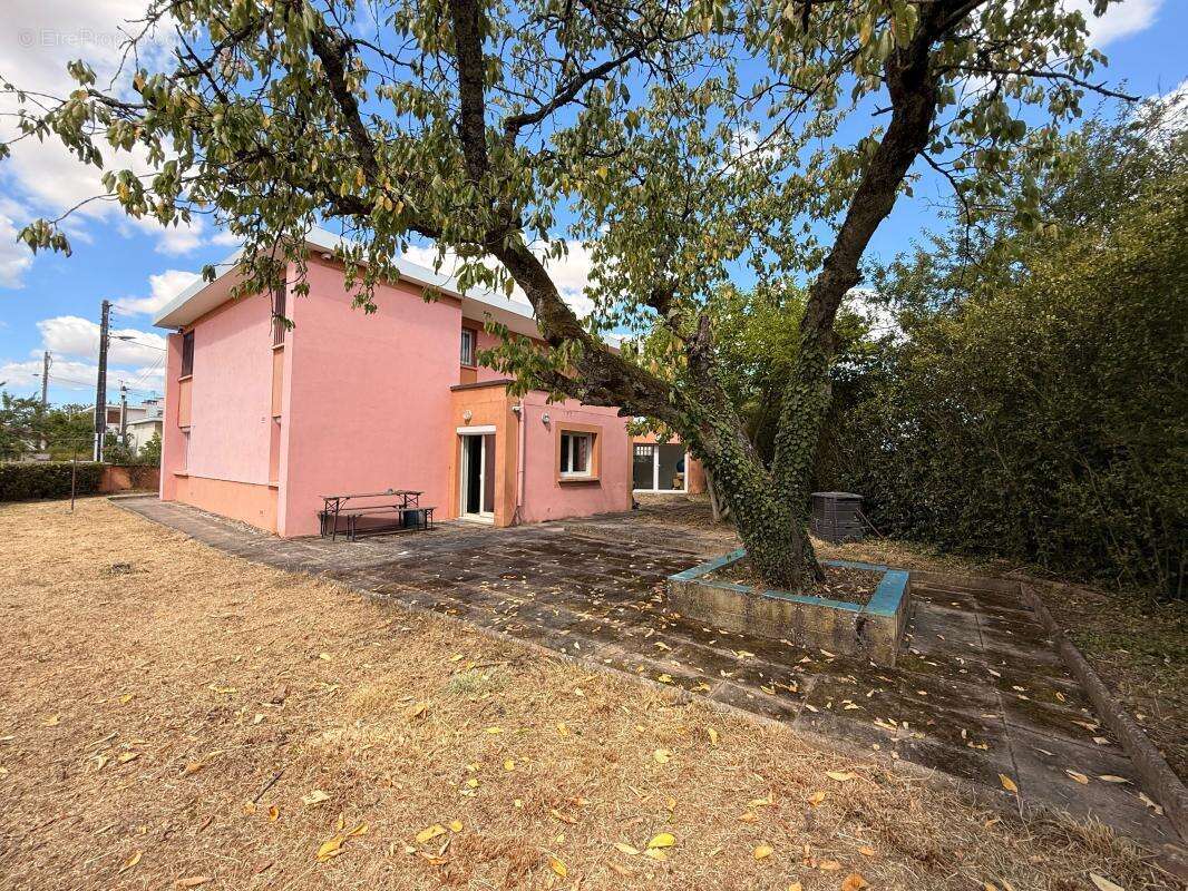 Maison familiale 7 chambres – Dépendance de 33 m² – Jardin clos - photo 27