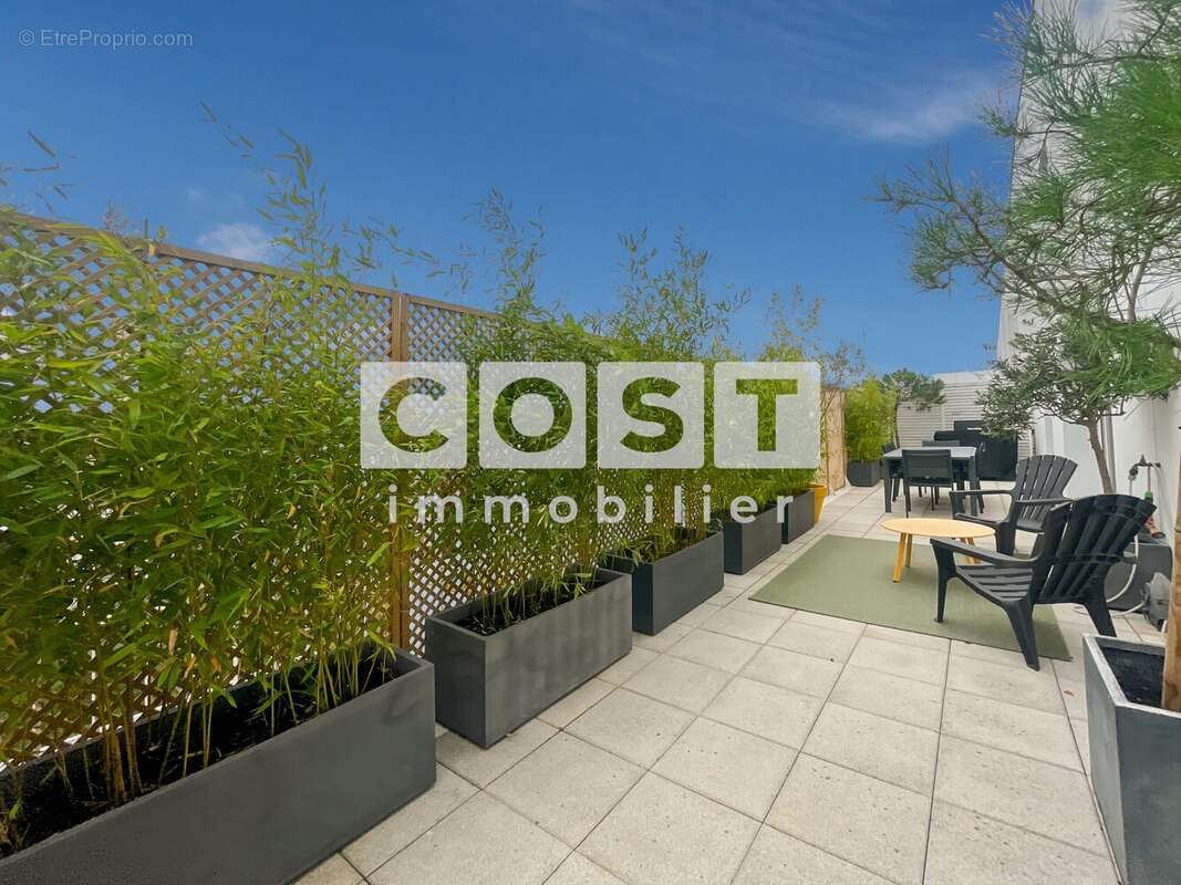 Appartement à GENNEVILLIERS