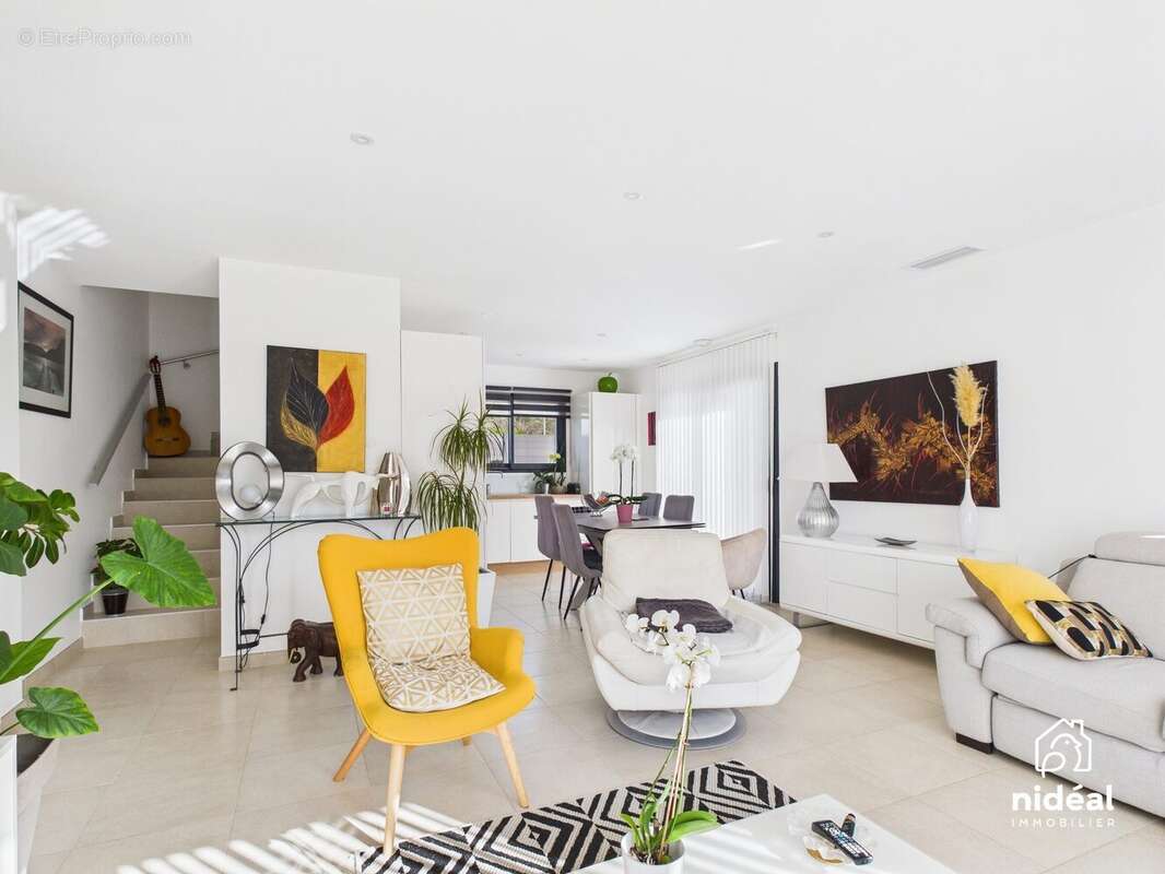 Maison à VILLETELLE