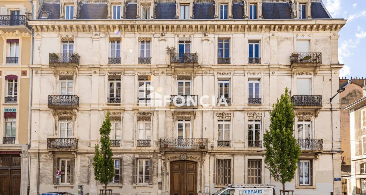 Appartement à GRENOBLE