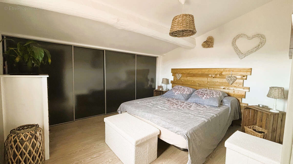 Maison à VILLELONGUE-DE-LA-SALANQUE