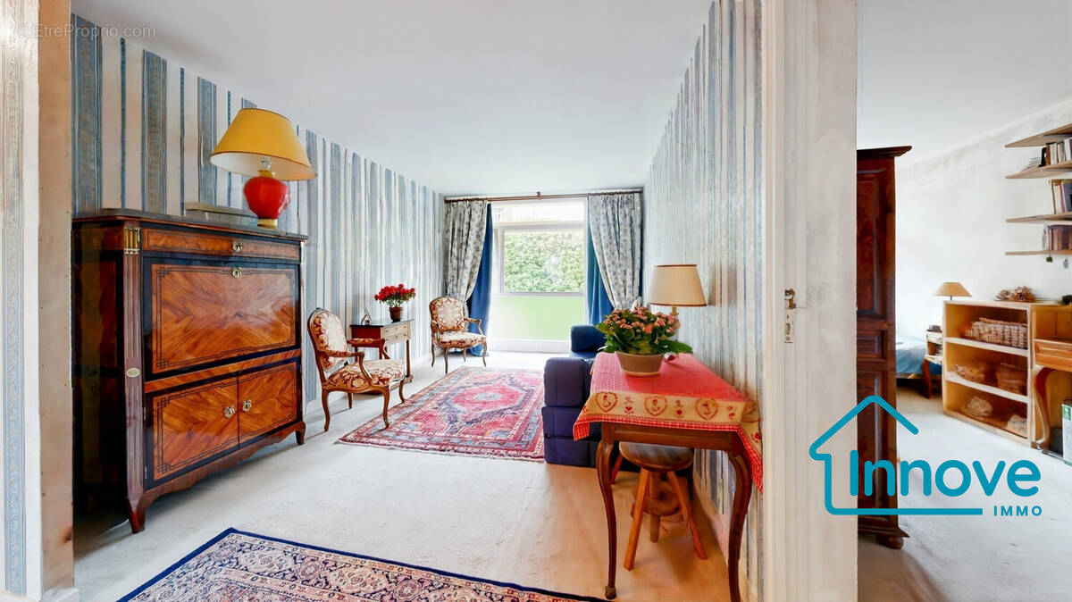 Appartement à VERSAILLES