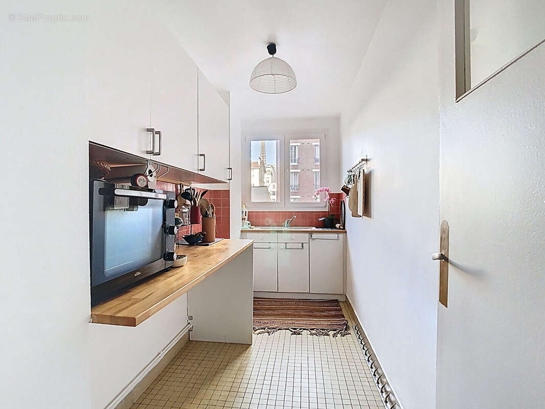 Appartement à PARIS-15E