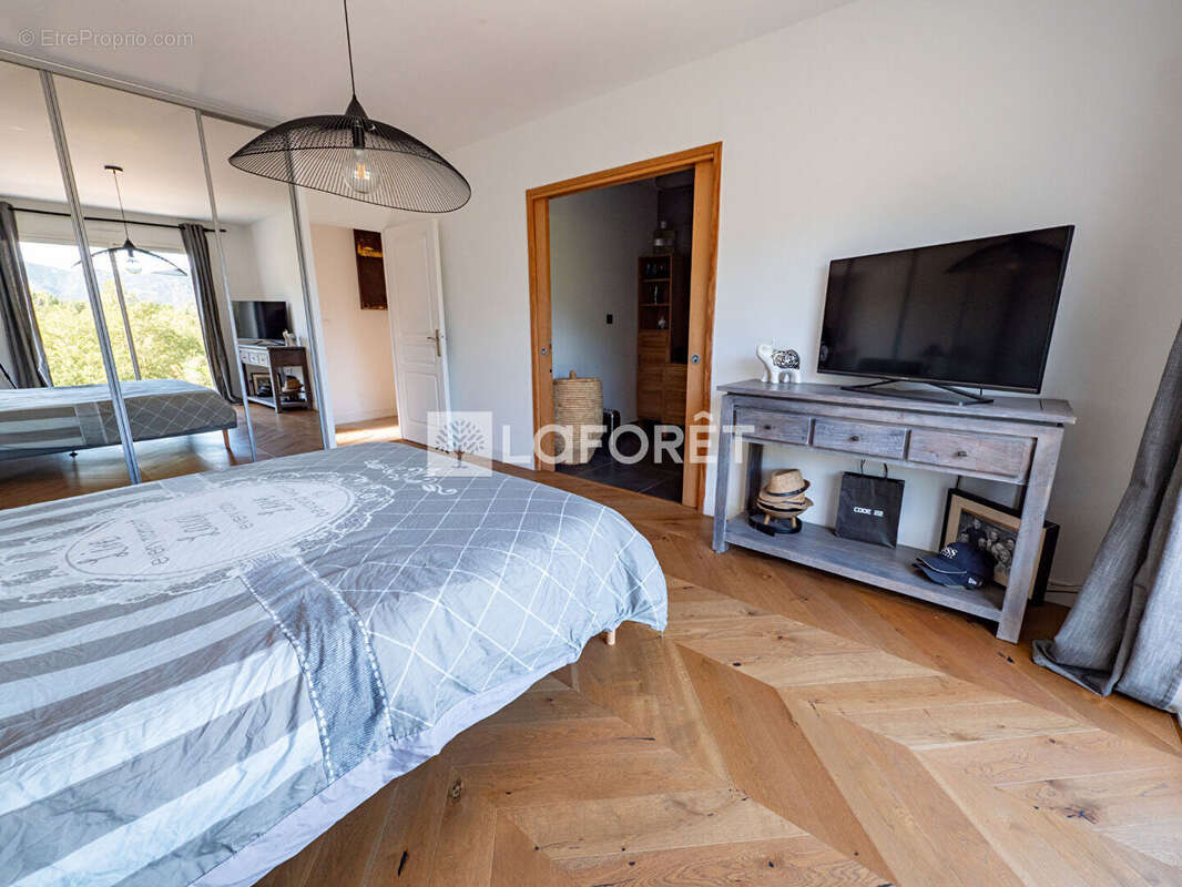 Maison à VILLELONGUE-DELS-MONTS