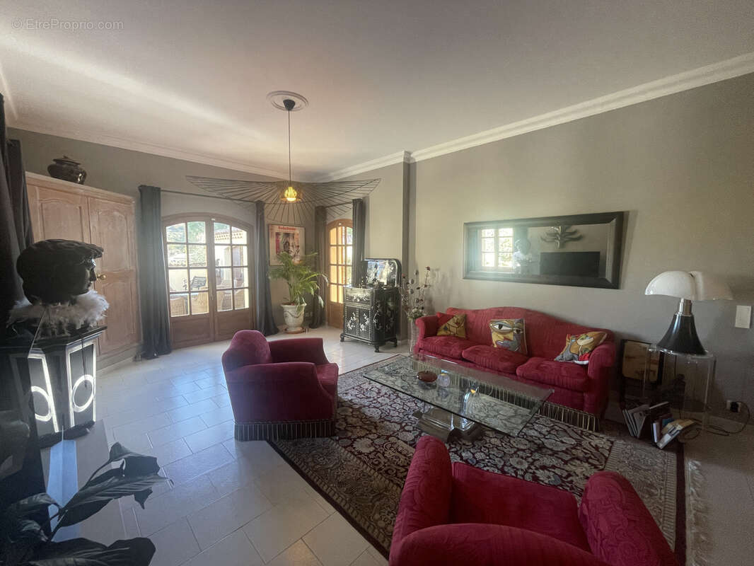 Maison à VAISON-LA-ROMAINE