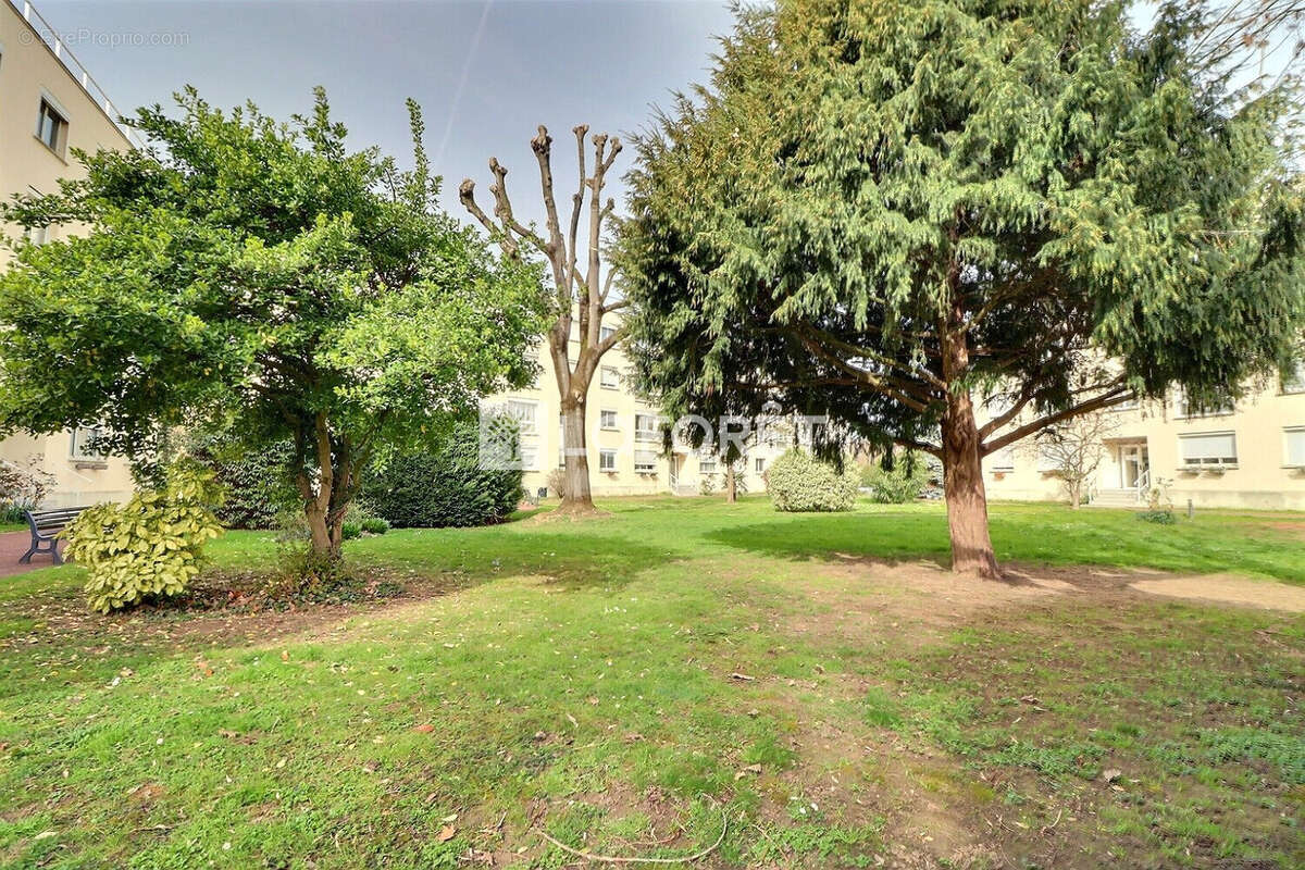 Appartement à RUEIL-MALMAISON