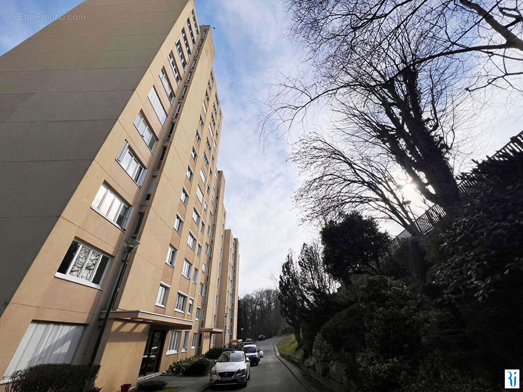 Appartement 94 m² à Canteleu  - photo 11