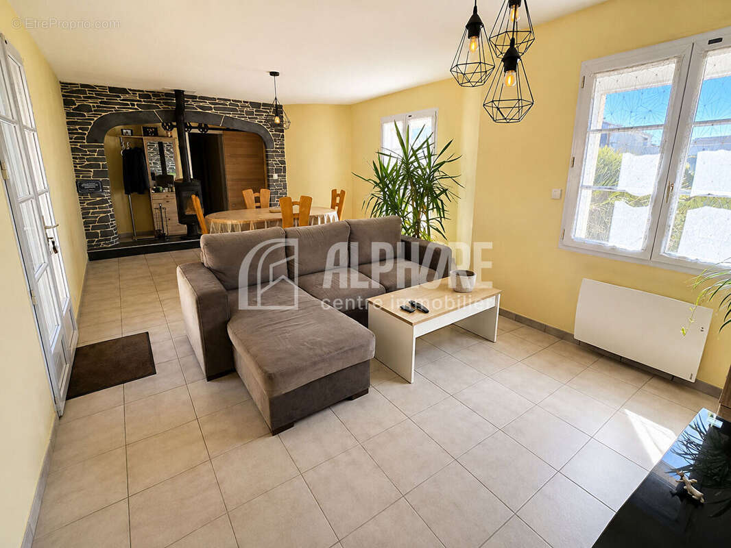 Maison plain-pied Bouguenais - Les Couëts 5 pièce(s) 87.5 m2 - photo 3