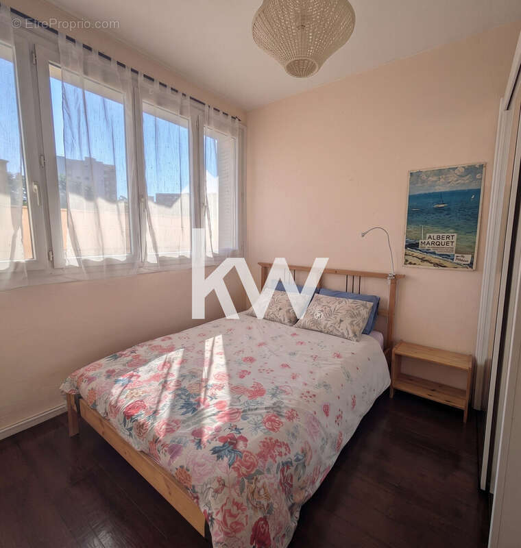 Appartement 86 m² à Saint-Etienne  - photo 6