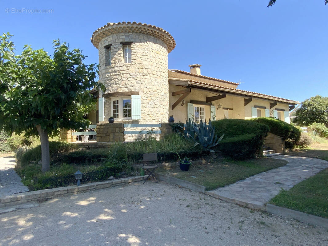 Maison à UZES