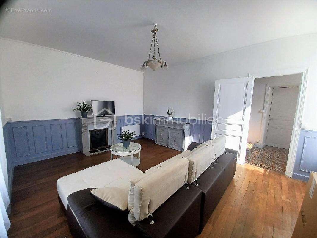 Maison à COULOMMIERS