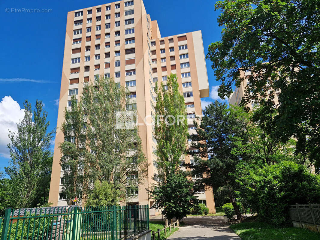 Appartement à MONTIGNY-LES-CORMEILLES