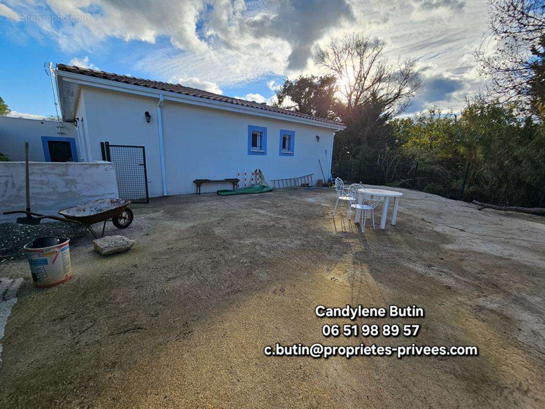 Maison à SAINT-GENIES-DE-FONTEDIT