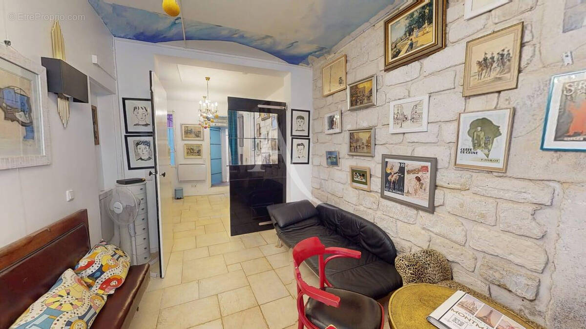 Commerce à PARIS-18E