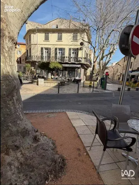Photo 1 - Commerce à ISTRES