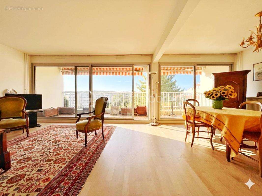 Appartement à MARLY-LE-ROI