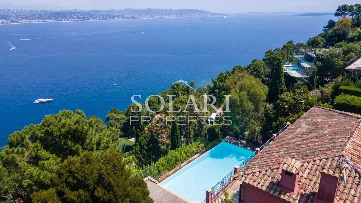 Maison à THEOULE-SUR-MER