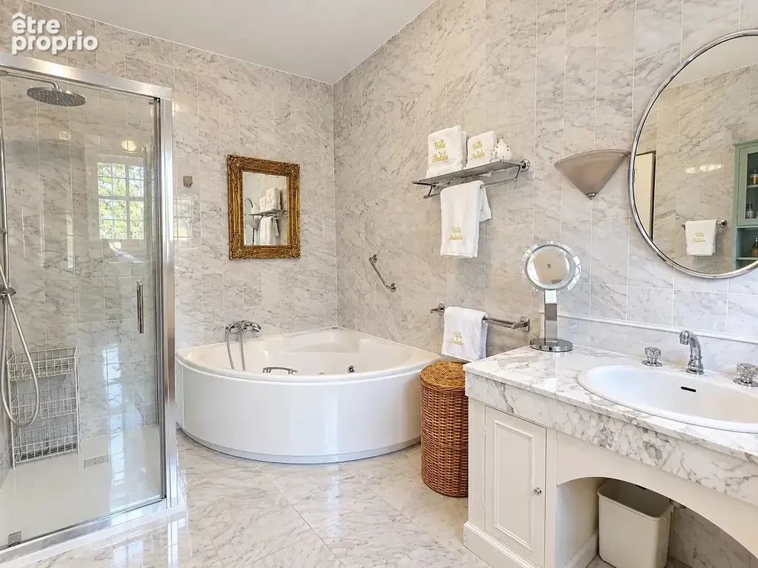 Authentique villa provençale en pierre avec piscine & jardin méditerranéen - photo 17