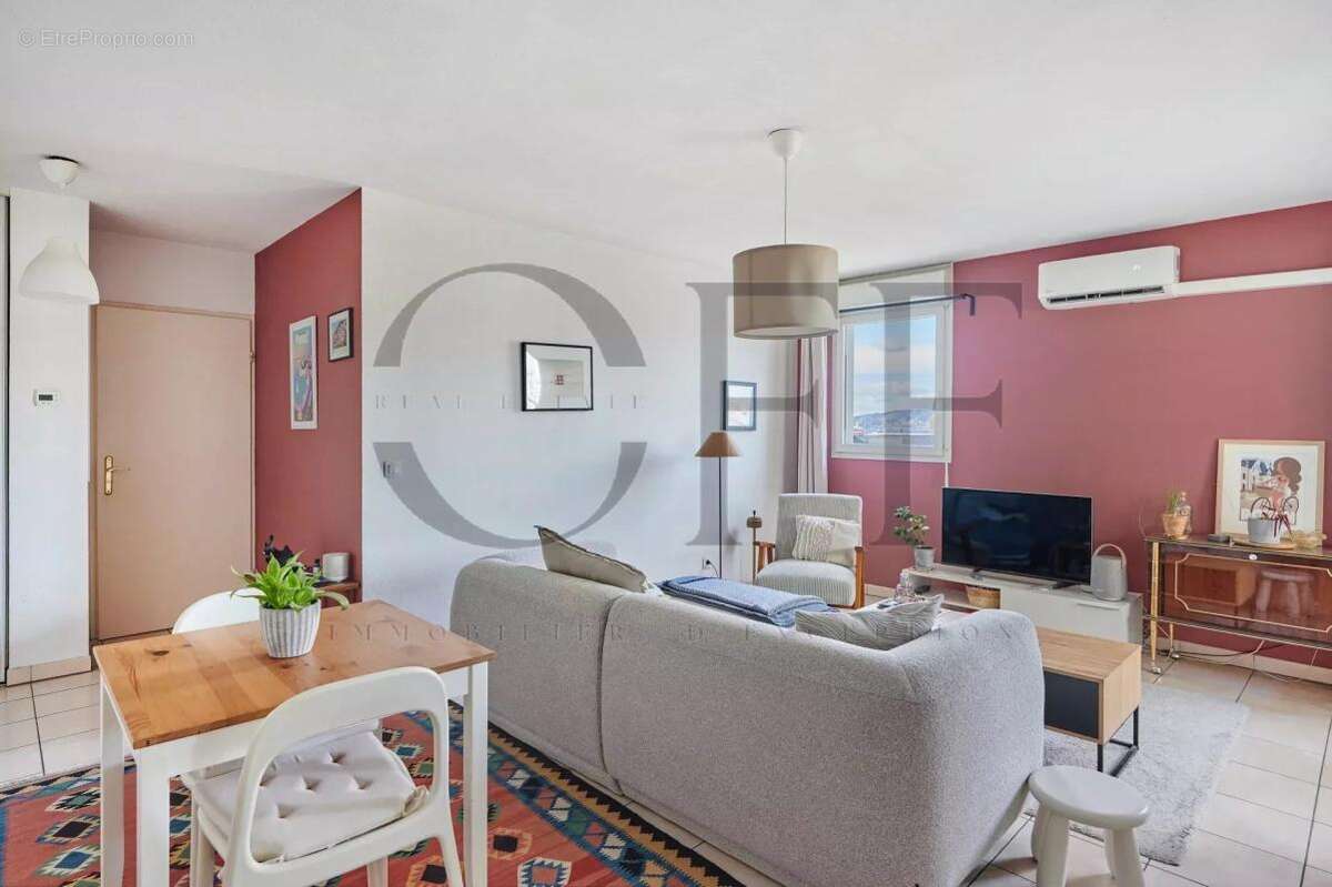 Appartement à MARSEILLE-2E
