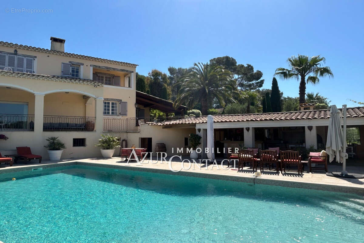 Maison à MOUGINS