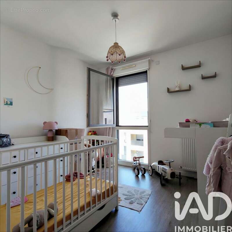 Photo 4 - Appartement à BUSSY-SAINT-GEORGES
