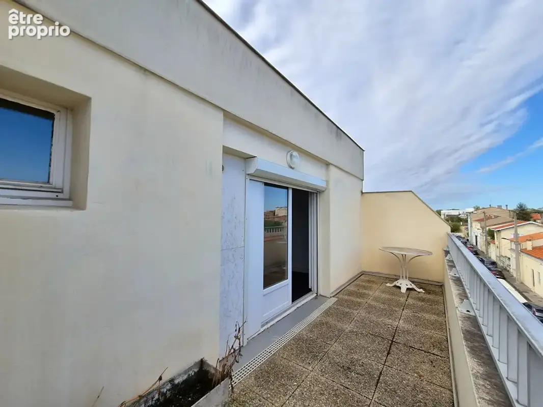 Studio 16m² avec terrasse et parking - photo 2