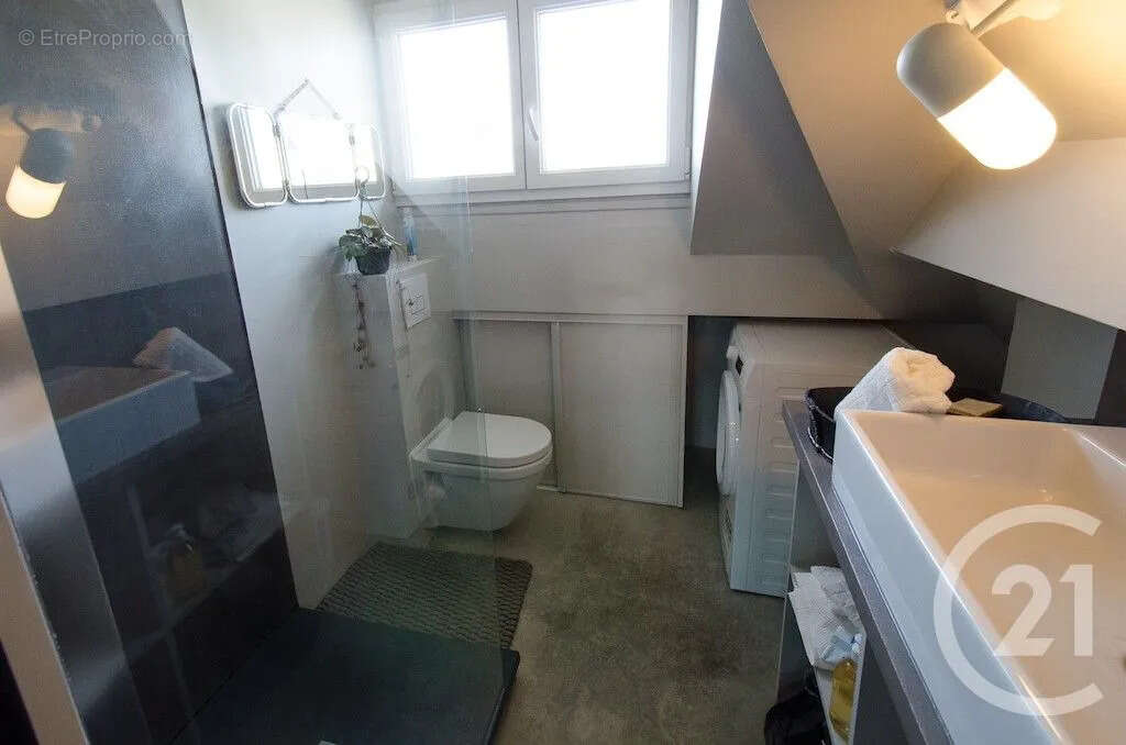 Appartement à PARIS-12E