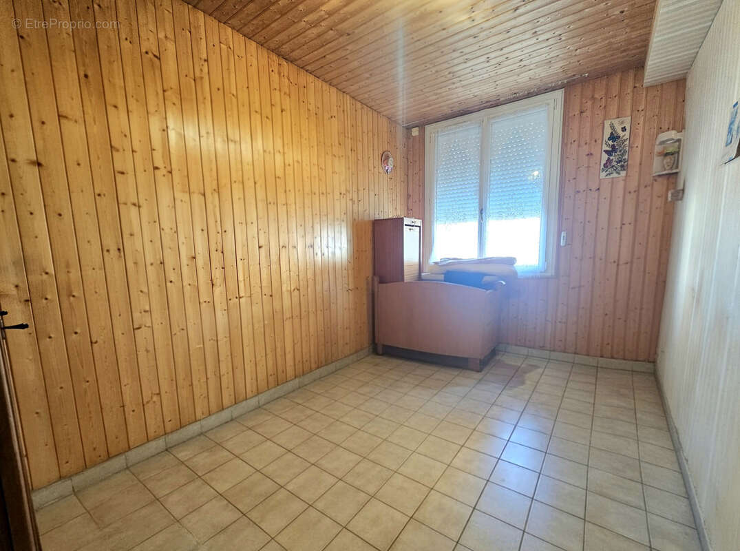 Maison 113 m² à Le Longeron  - photo 10