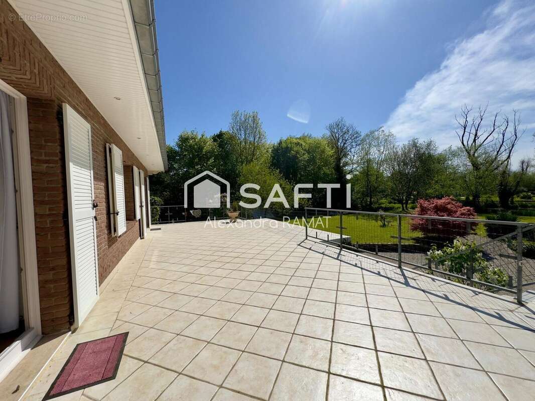 Maison 138 m² à Frevin-Capelle  - photo 3