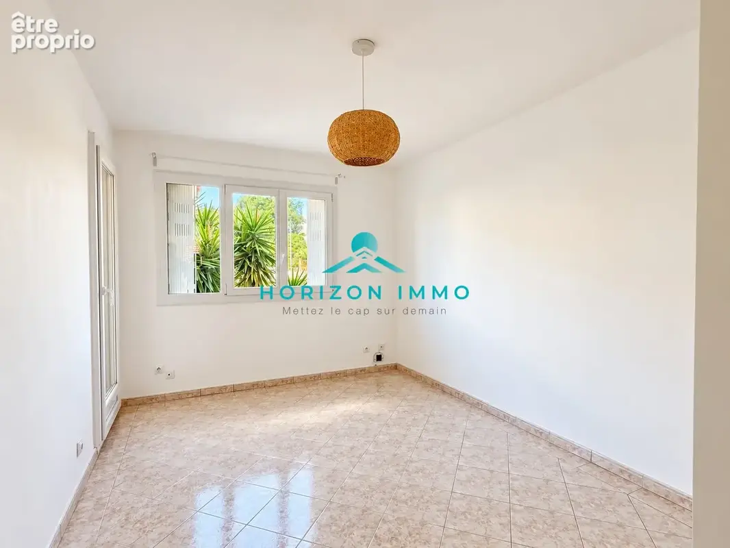 Appartement 3 pièces 63 m² à vendre à Saint-Laurent-Du-Var (06700) - photo 3