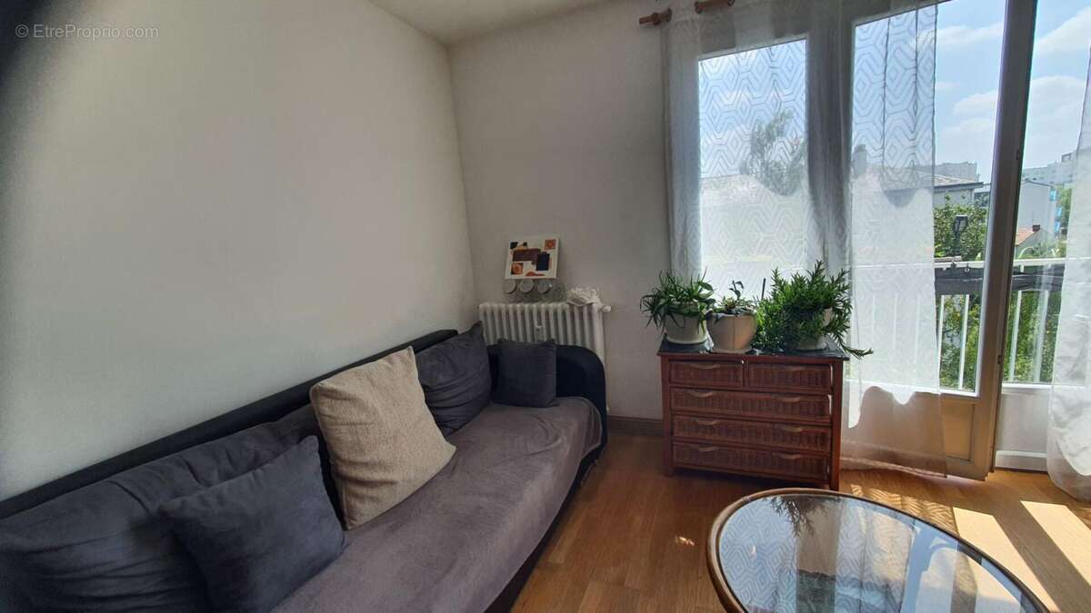 Appartement  4 pièce(s) - photo 2
