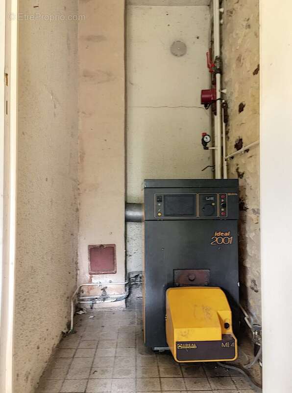 Maison à LE BUISSON-DE-CADOUIN