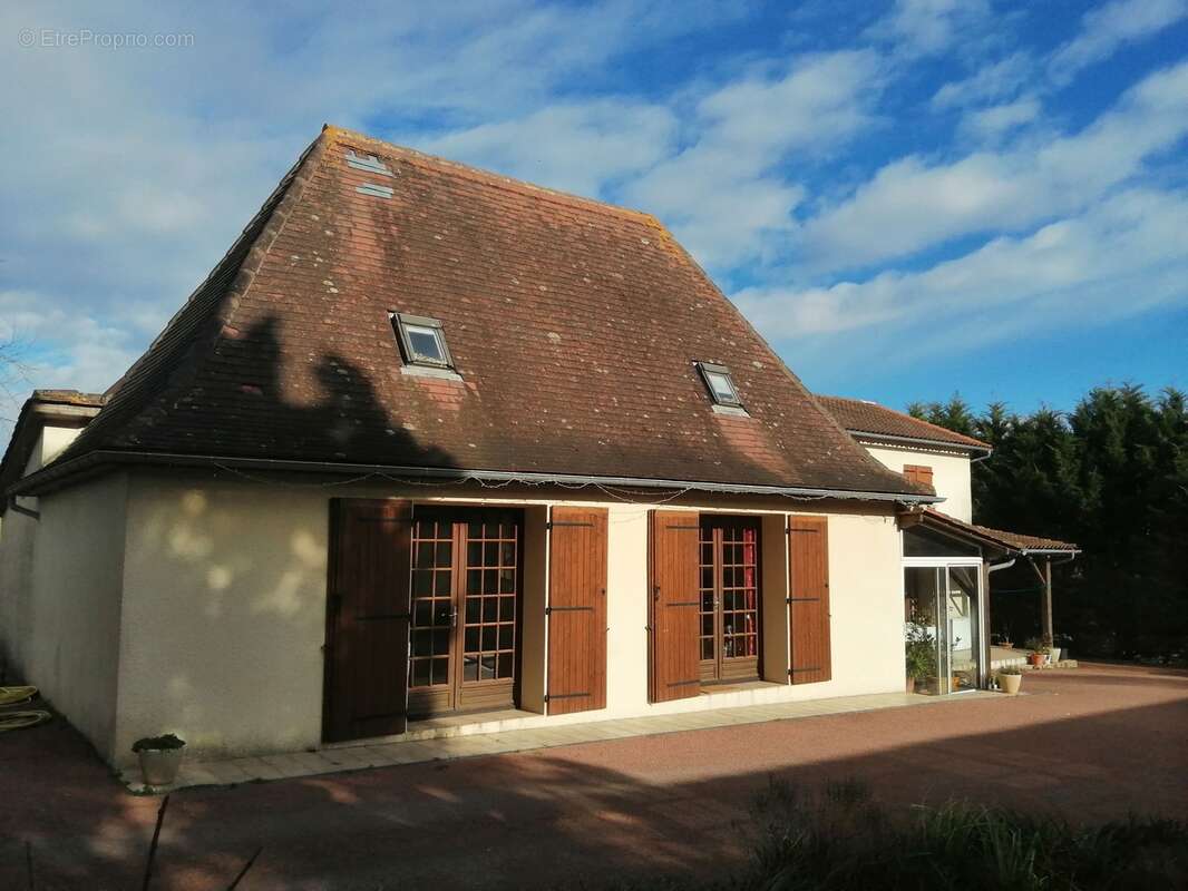 Maison à SERVANCHES
