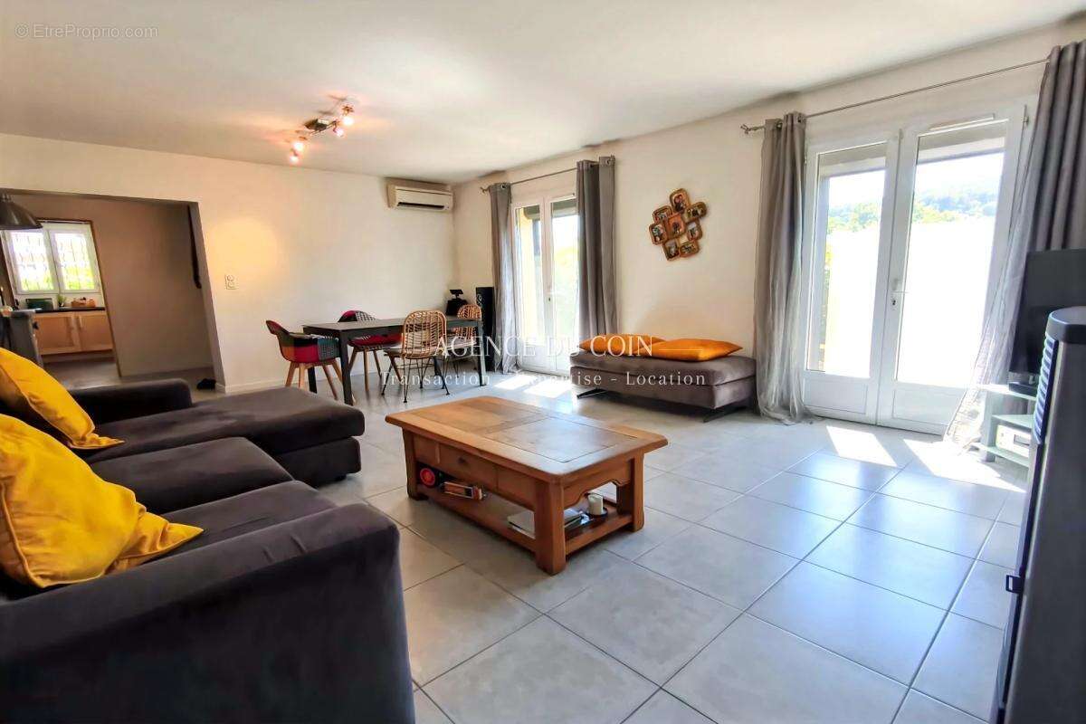 Maison à DRAGUIGNAN