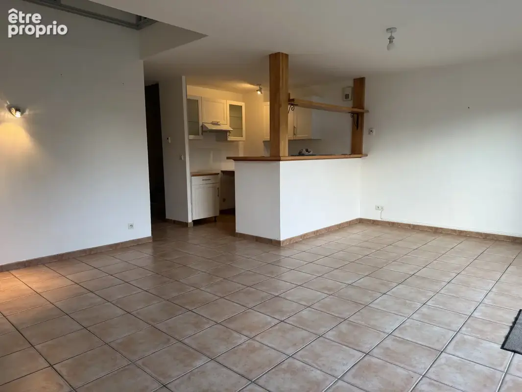 Maison 3 chambres - jardinet - garage - photo 4