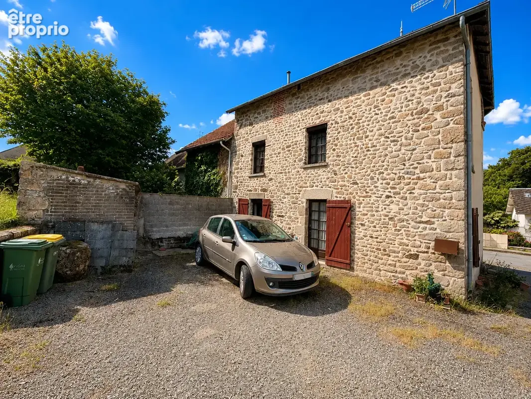 Maison à SAINT-SULPICE-LAURIERE