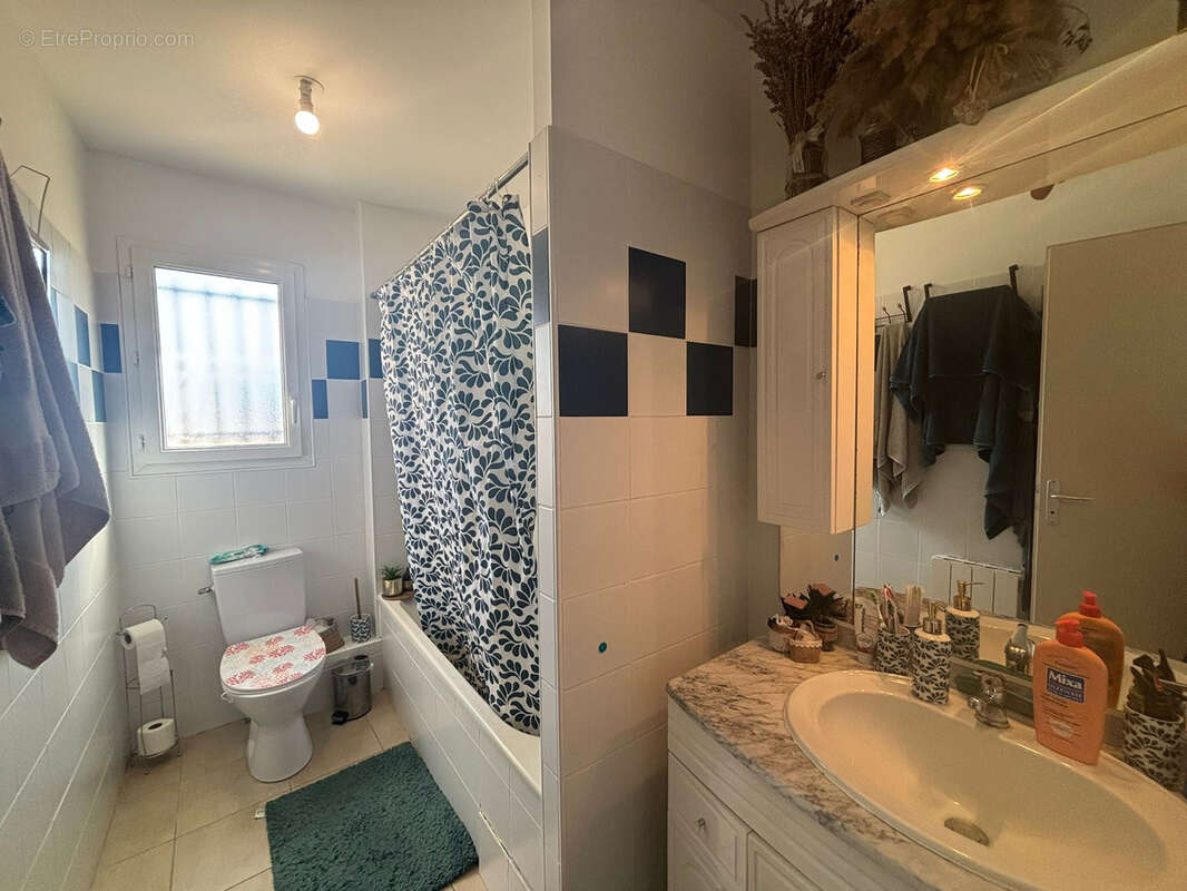 Maison à SALLES-D'AUDE