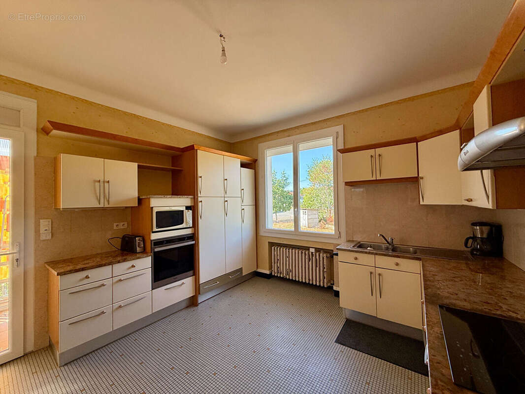 Maison proche commodités à pied - photo 10