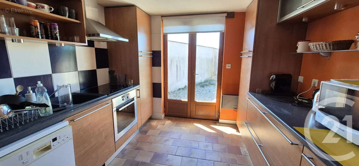 Maison 95 m² à Bruailles  - photo 4