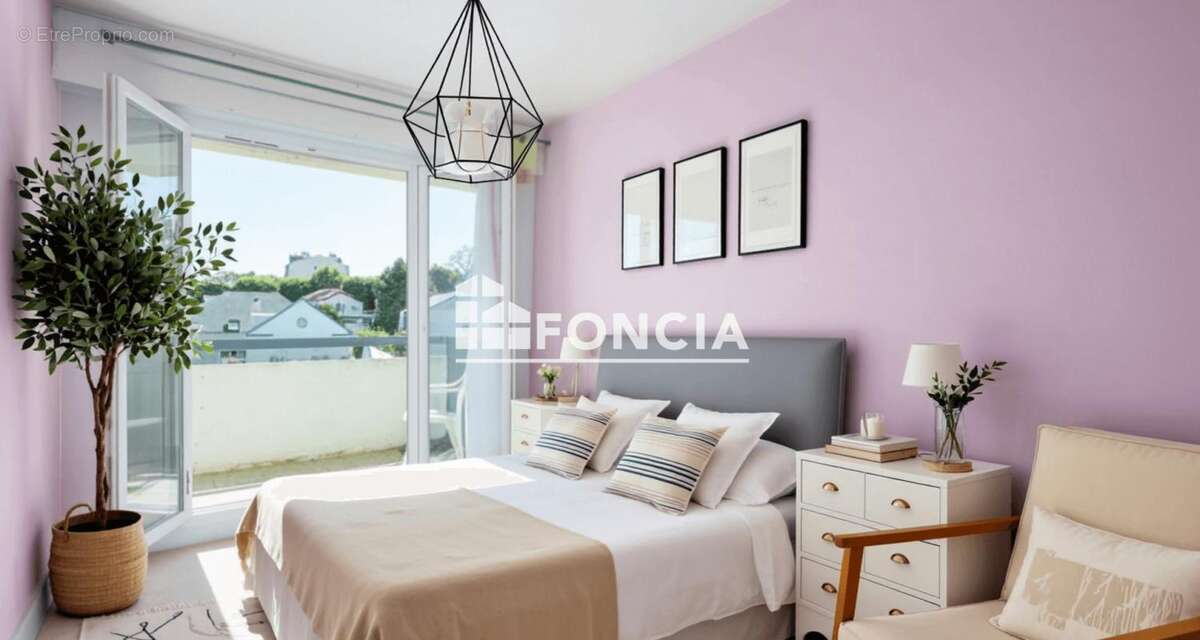 Appartement à LE PLESSIS-ROBINSON