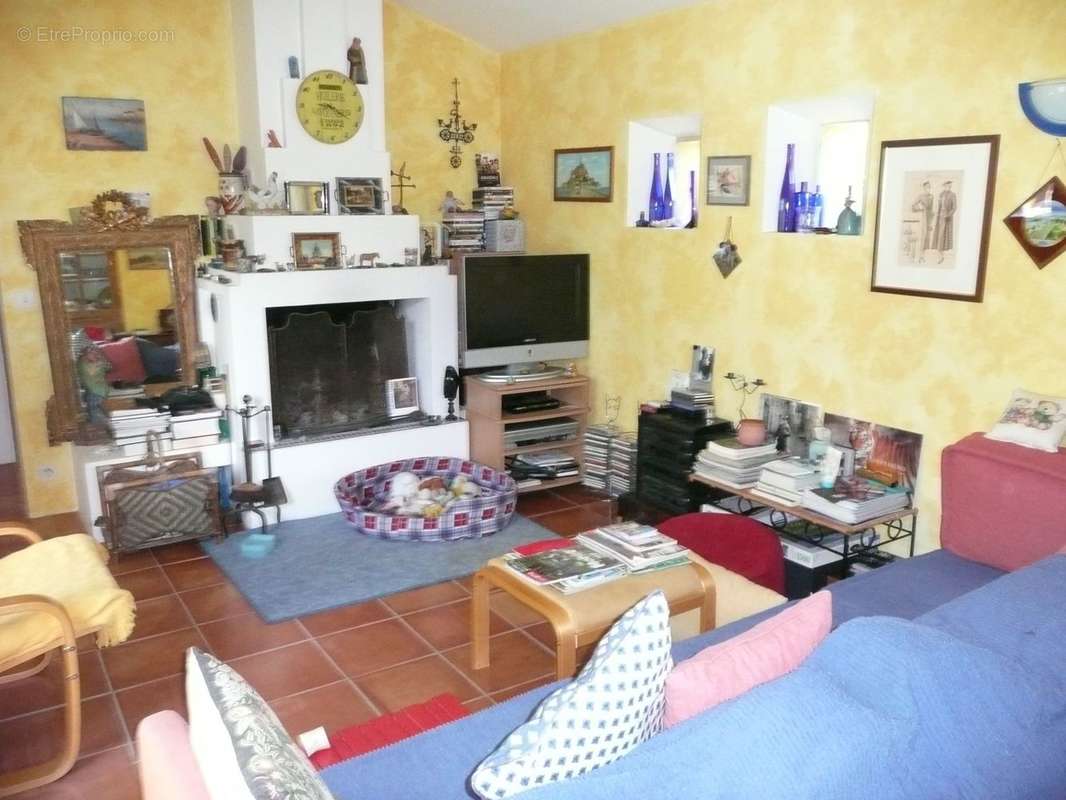 Maison en pierre à vendre à Ménerbes avec un jardin et piscine - photo 12