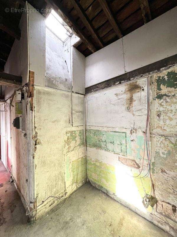 Appartement à PARIS-10E