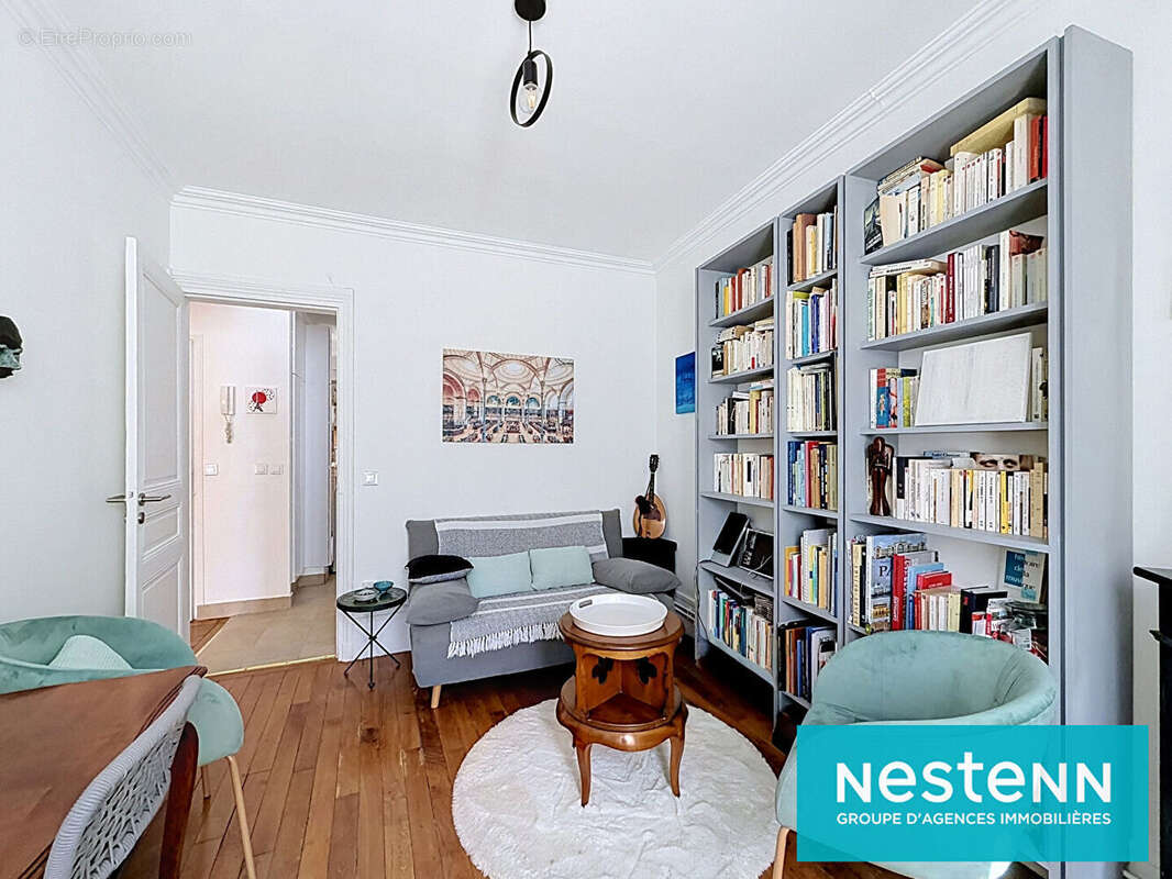 Appartement à PARIS-17E