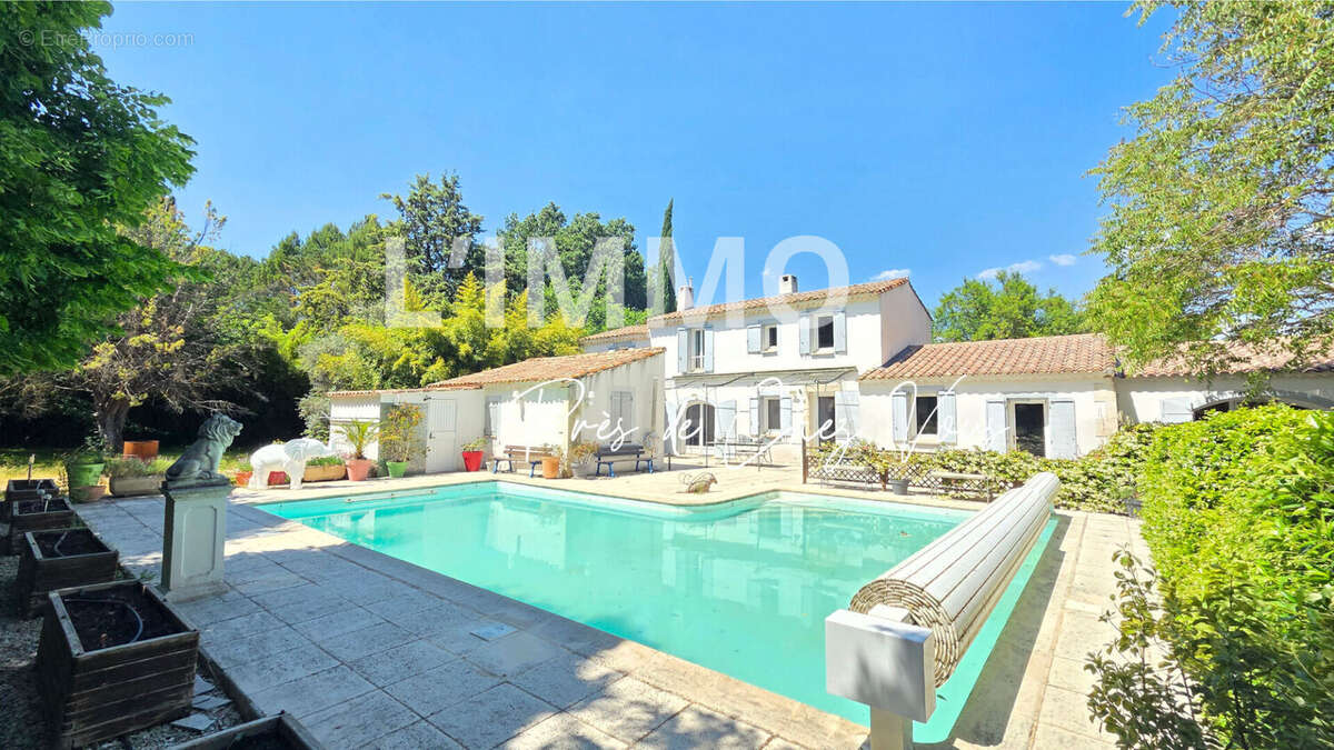 Mas de Prestige sur Auriol 200m² avec 4000m² de terrain - photo 17