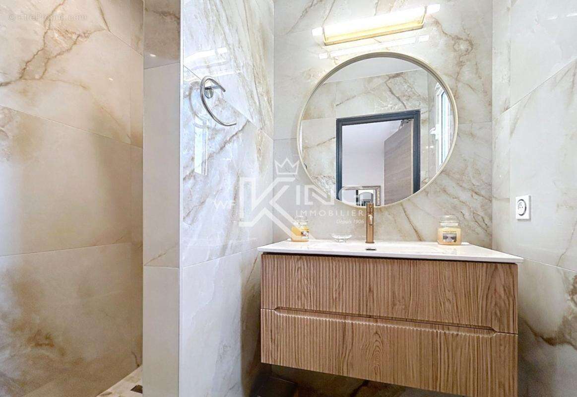 Maison à PUGET-SUR-ARGENS